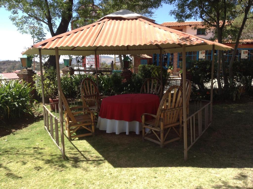 Hotel Villa Alpina El Chalet Pachuca Buitenkant foto